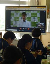 久喜中学校での実施風景1